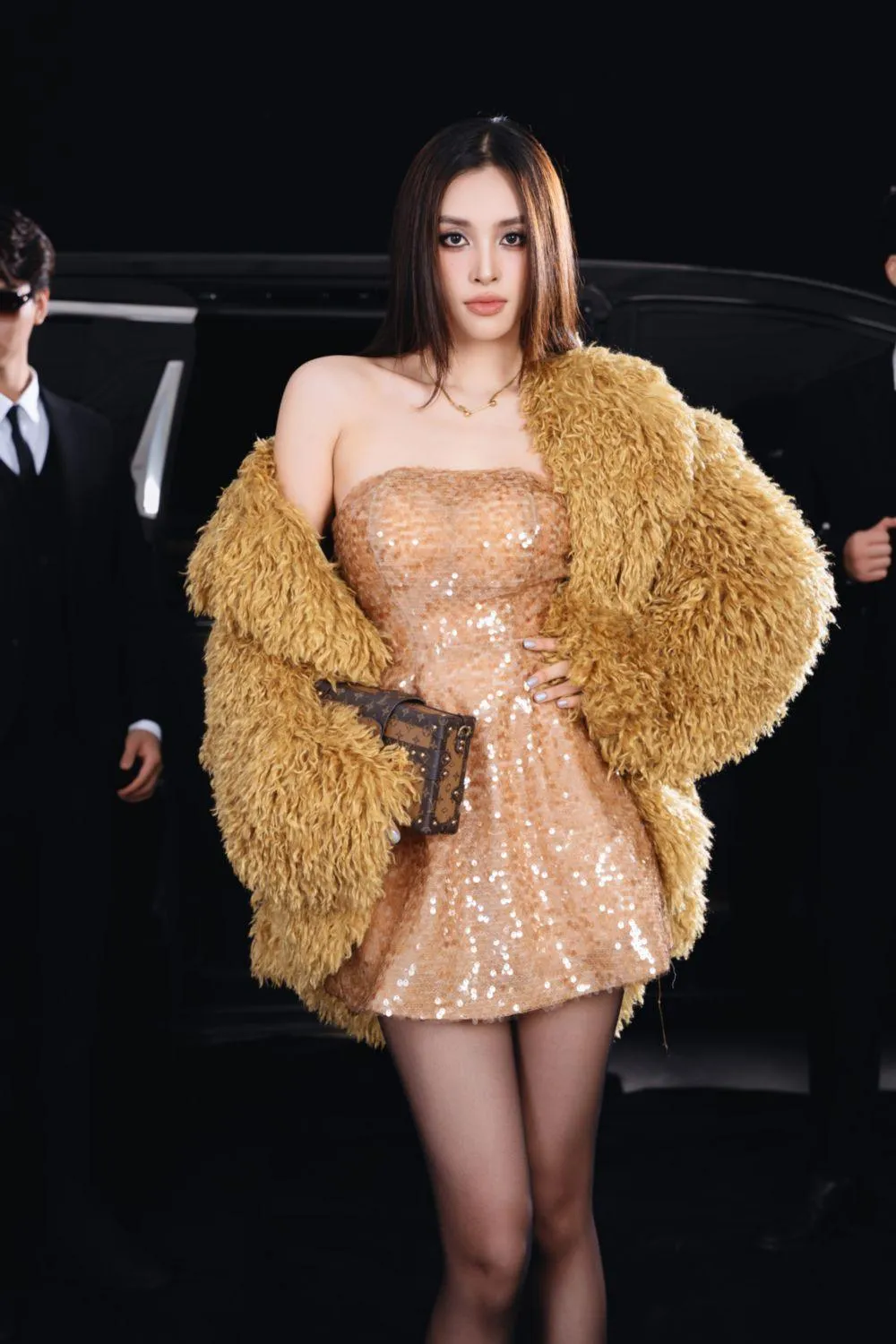 Nelly Straight Shawl Lapel Faux Fur Coat