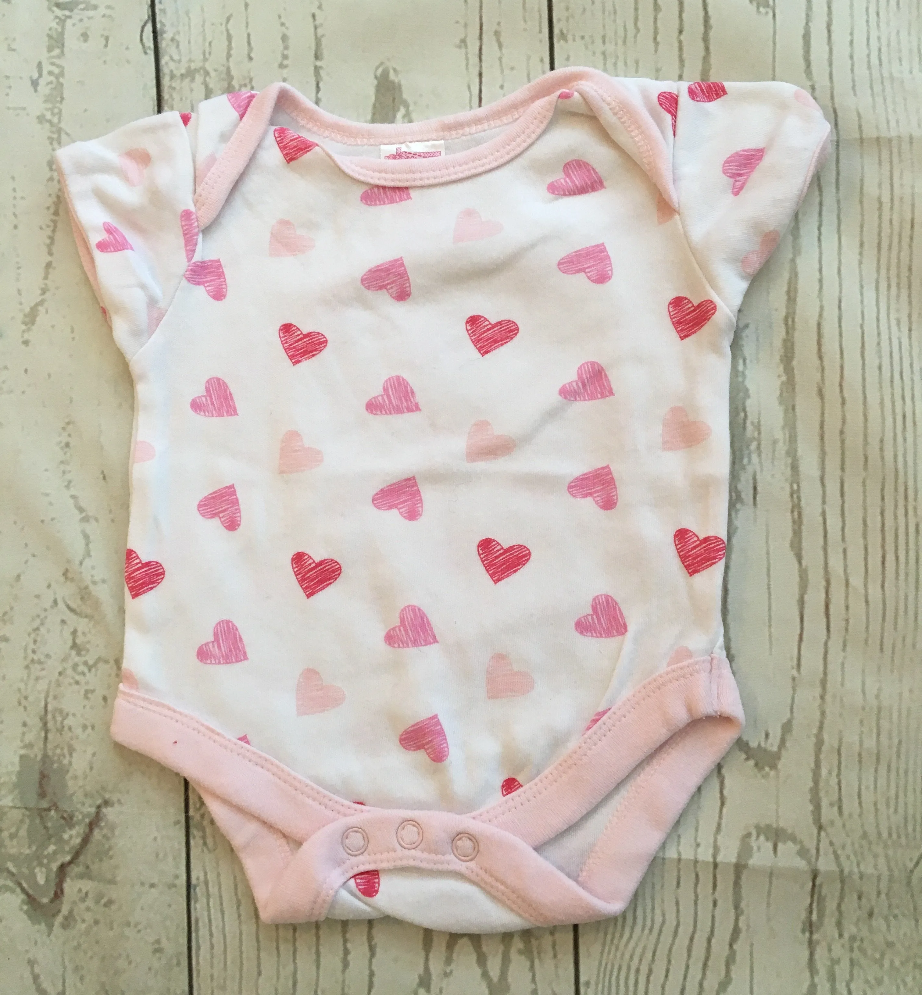 Newborn Heart Print Bodysuit