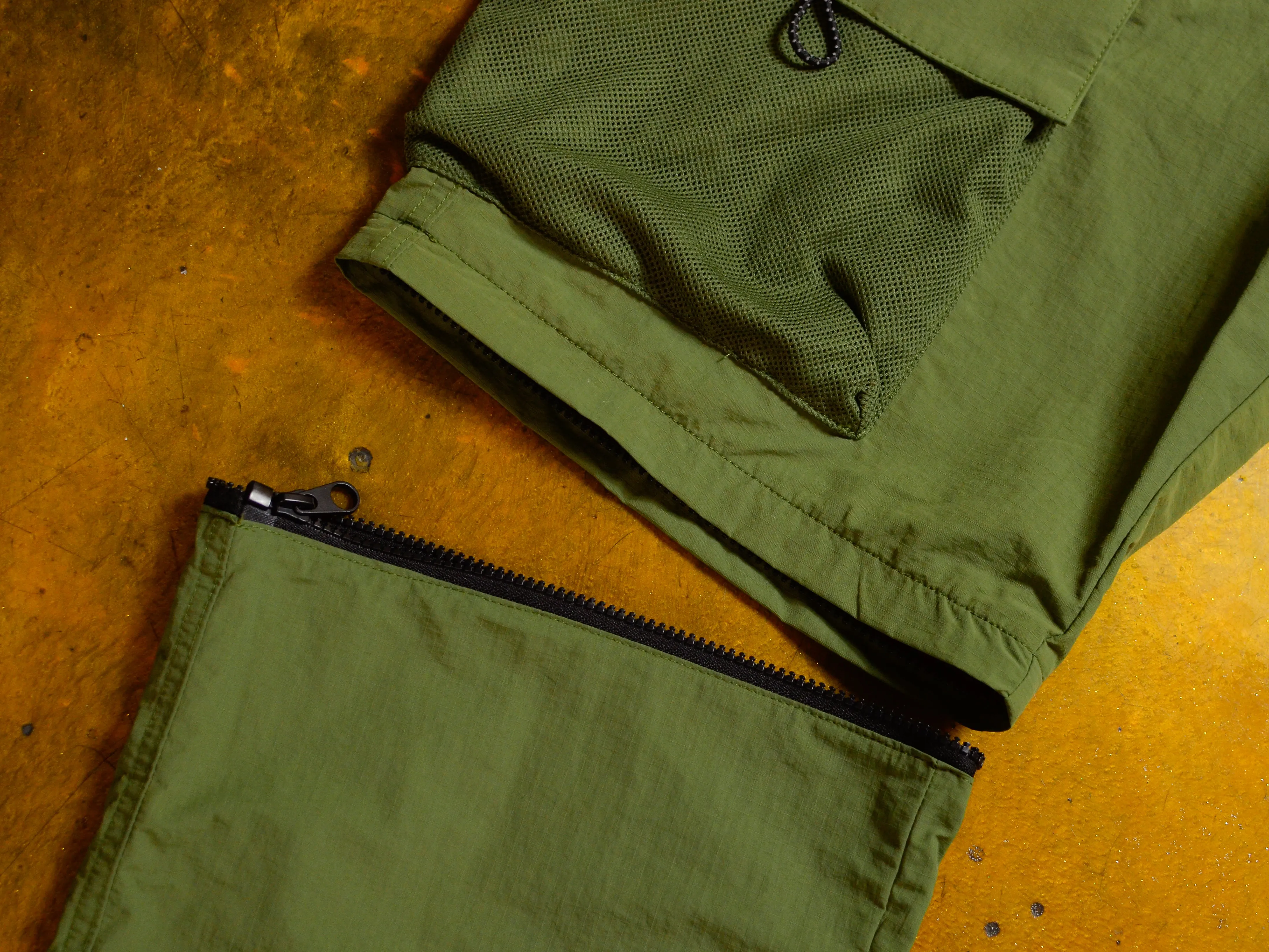 Utility Mesh Cargo Pants - Landslide